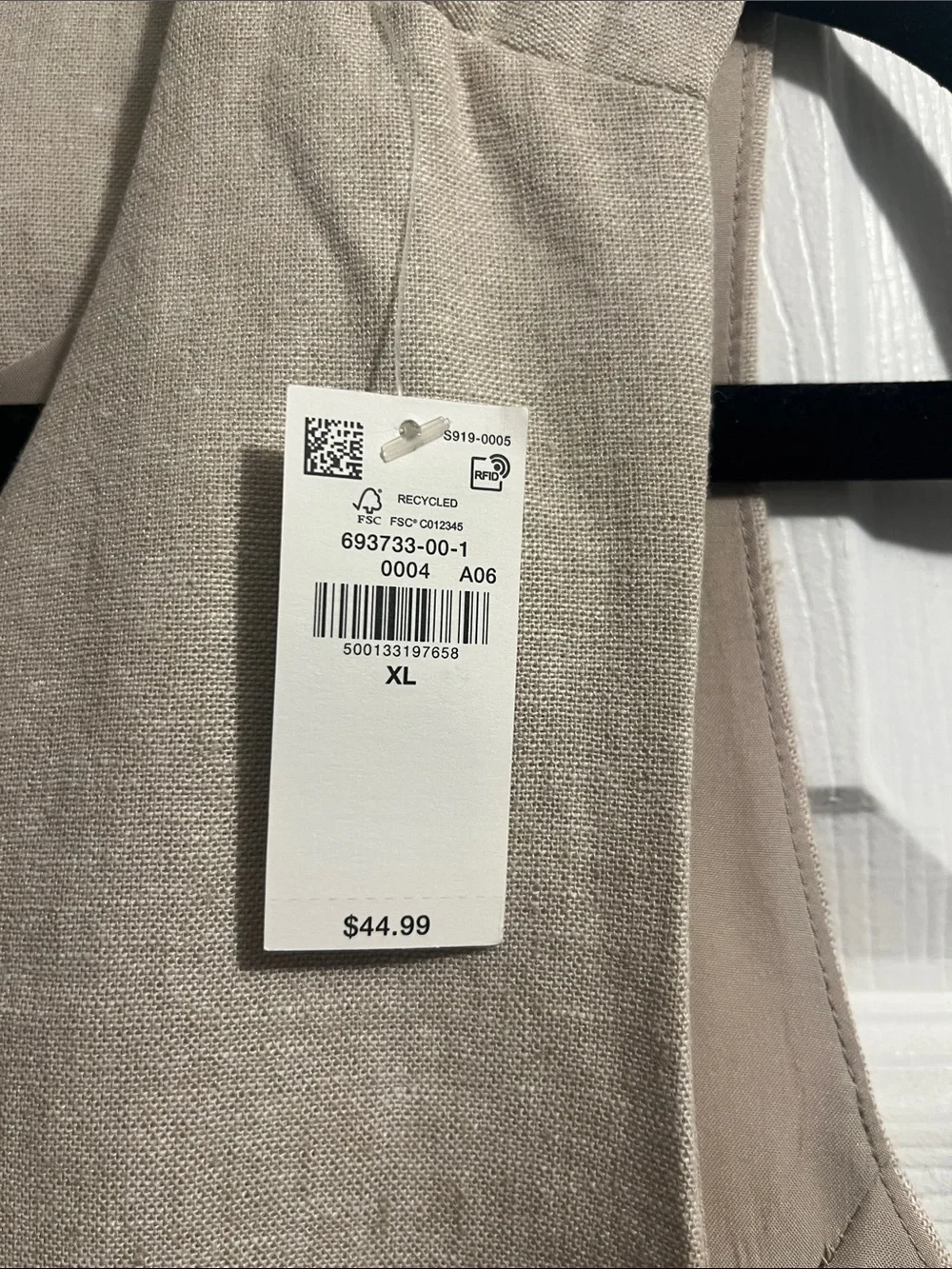 Old Navy Neutral Beige Button-Front Linen Vest - Picture 3 of 7